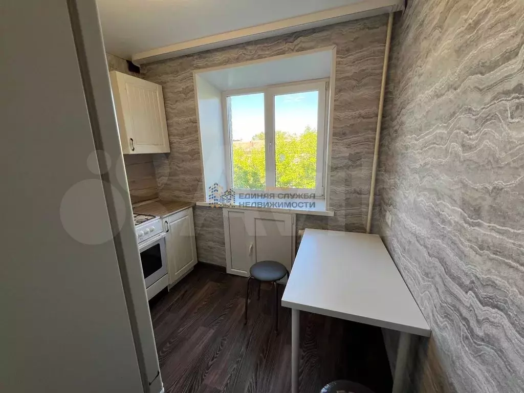 2-к. квартира, 46 м, 5/5 эт. - Фото 0