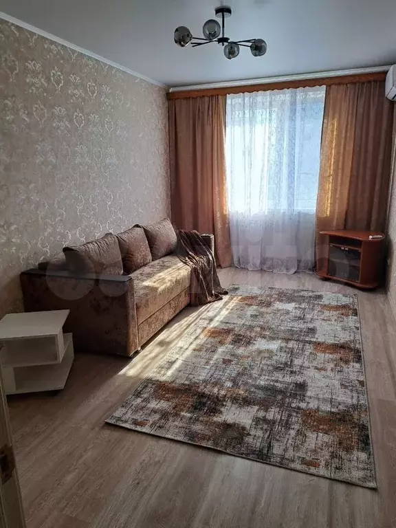 1-к. квартира, 45 м, 13/19 эт. - Фото 0