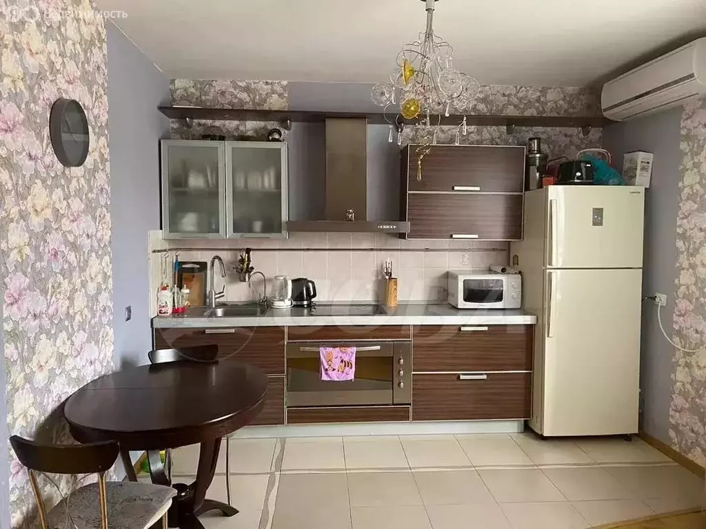 1-комнатная квартира: Тюмень, улица Грибоедова, 13к3 (41 м) - Фото 1