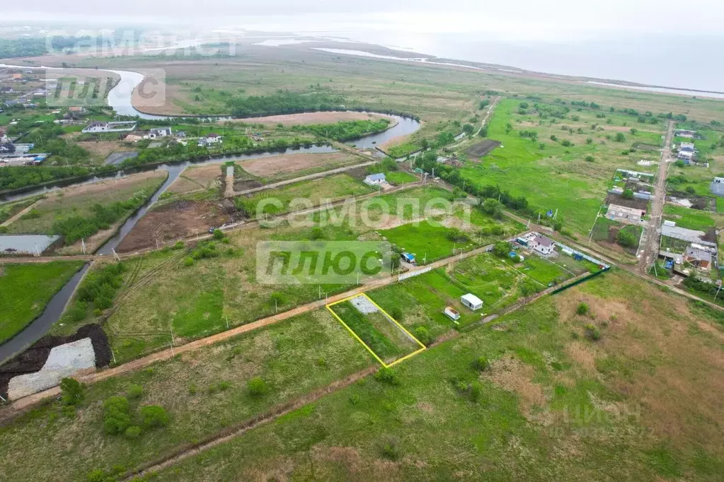 Участок в Приморский край, Надеждинский район, Новый пгт ул. Цветочная ... - Фото 0