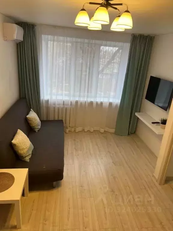 2-к кв. Астраханская область, Астрахань ул. Александрова, 13 (42.0 м) - Фото 1