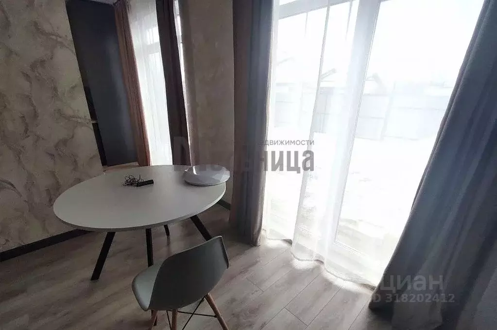 Дом в Волгоградская область, Средняя Ахтуба рп ул. Строительная (75 м) - Фото 0