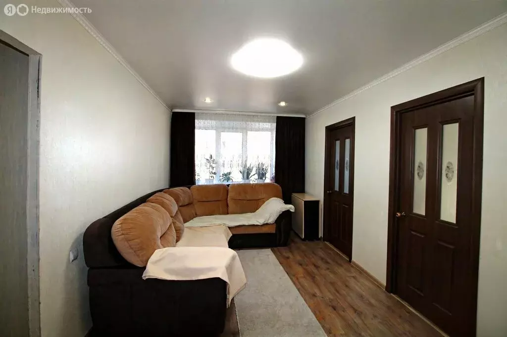 4-комнатная квартира: Туймазы, улица Комарова, 18 (61.5 м) - Фото 2