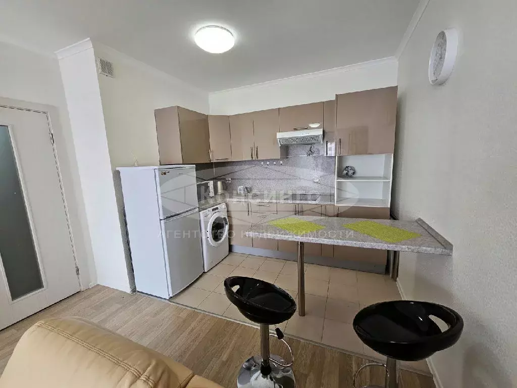 Продается 1-комнатная квартира - Фото 1