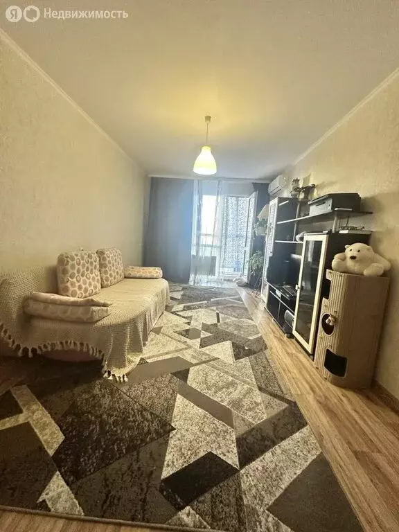 3-комнатная квартира: Анапа, улица Адмирала Пустошкина, 22к4 (82.6 м) - Фото 1