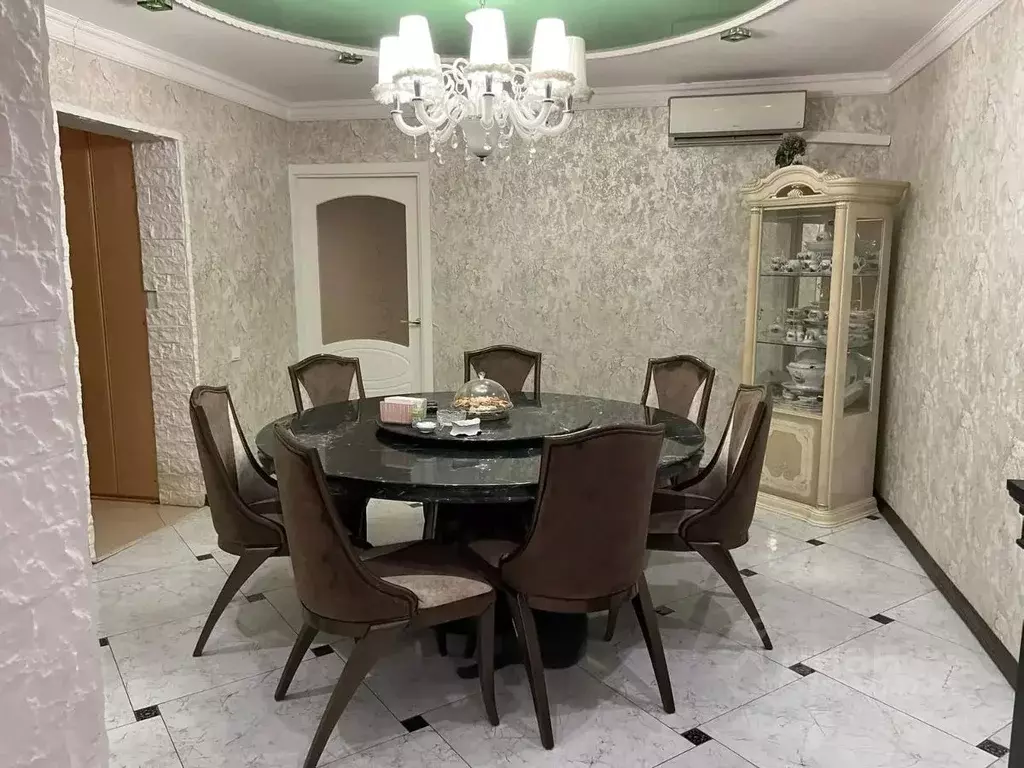 Дом в Краснодарский край, Краснодар ул. Архитекторов, 76 (311 м) - Фото 1