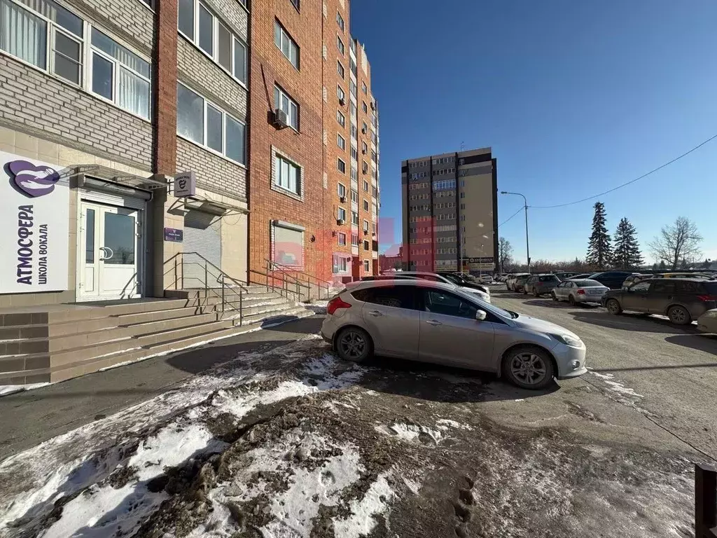 Помещение свободного назначения в Тюменская область, Тюмень Вокзальная ... - Фото 2