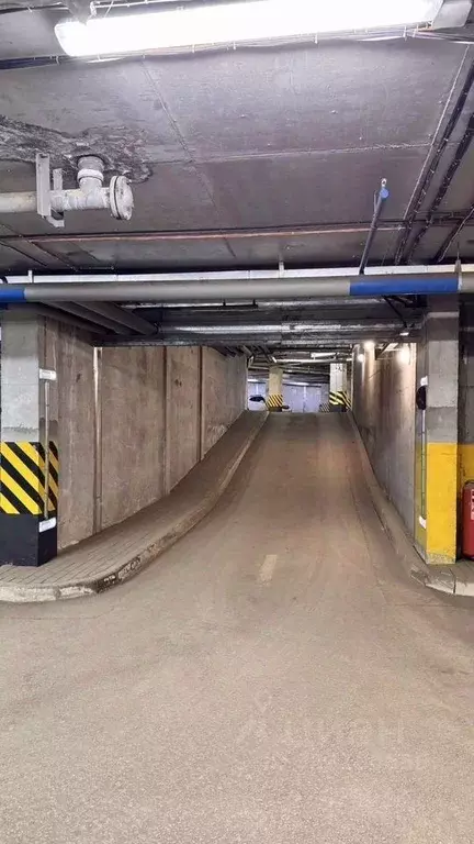 Гараж в Свердловская область, Екатеринбург ул. Токарей, 27к2 (14 м) - Фото 1