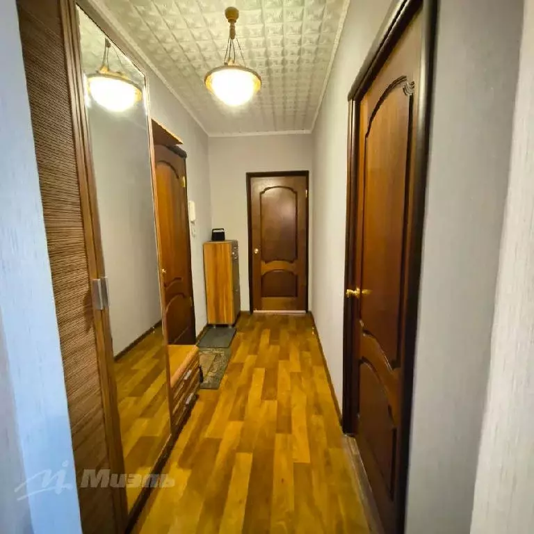 Продается 2-комнатная квартира - Фото 1