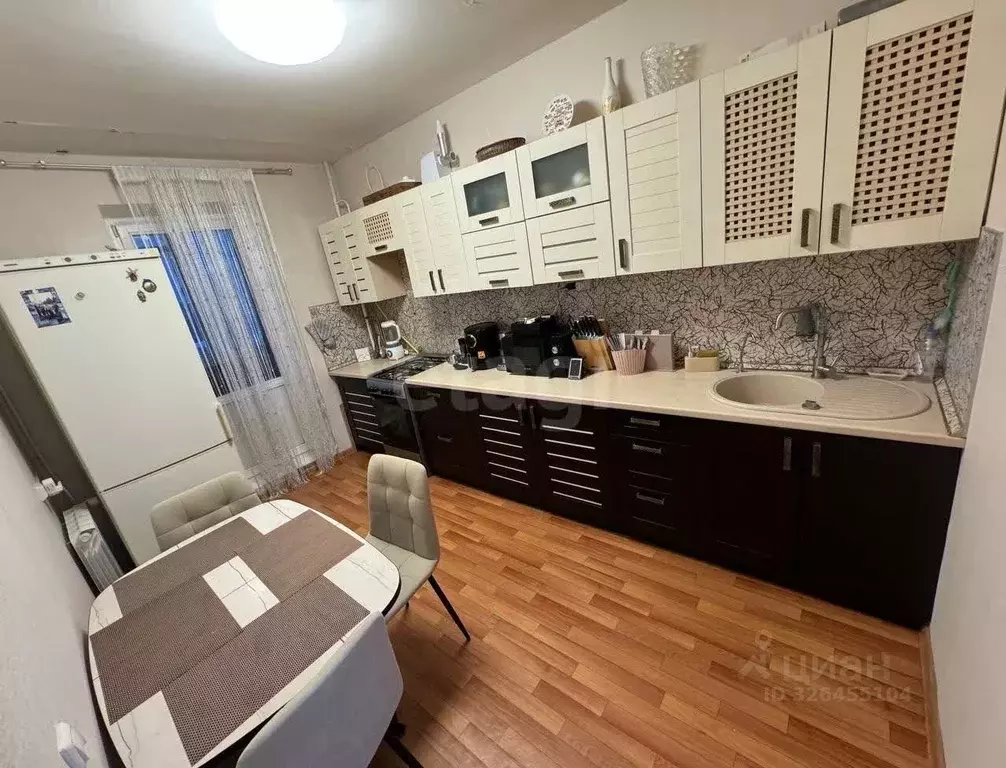 2-к кв. Татарстан, Альметьевск Алсу мкр, ул. Рината Галеева, 23 (54.0 ... - Фото 1