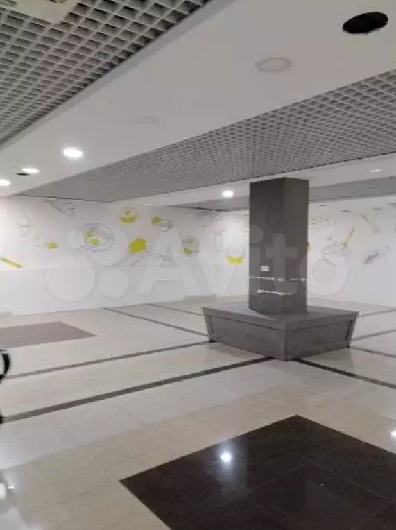 Аренда помещения свободного назначения 800 м2 - Фото 1