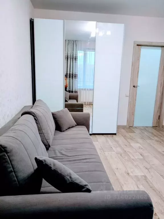 1-к кв. Татарстан, Казань ул. Сабира Ахтямова, 1к1 (35.6 м) - Фото 1