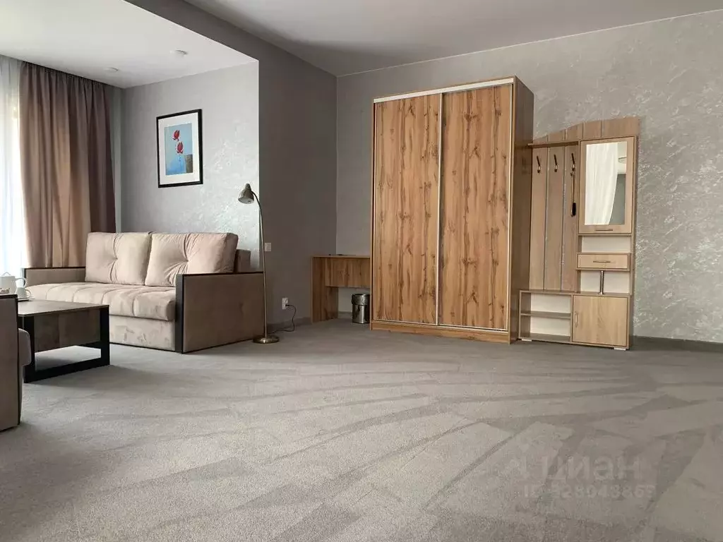 Комната Сахалинская область, Южно-Сахалинск Тихая ул., 104/8 - Фото 2