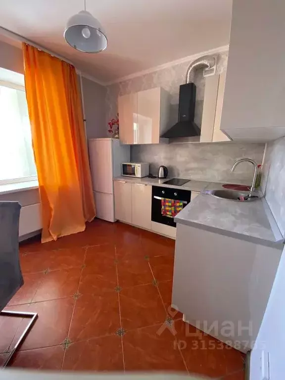 1-к кв. Оренбургская область, Оренбург Просторная ул., 25/1 (50.0 м) - Фото 1