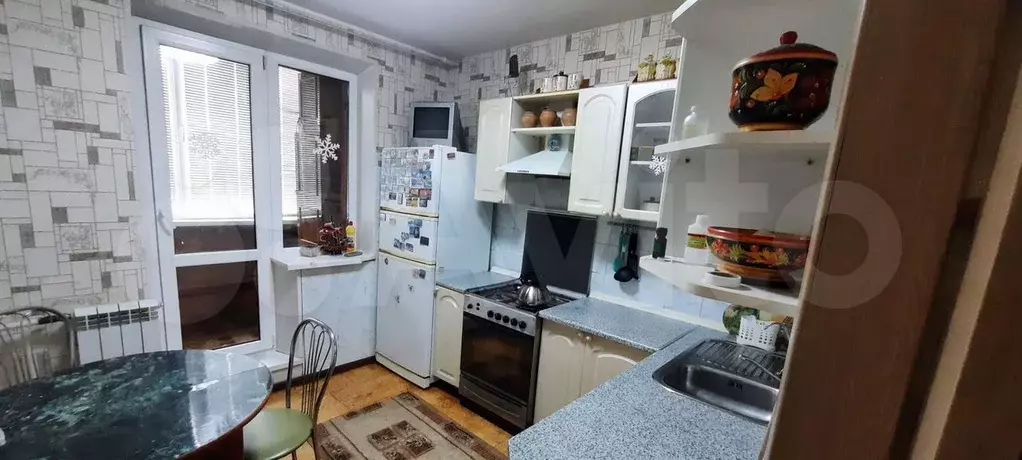 3-к. квартира, 70 м, 9/9 эт. - Фото 0