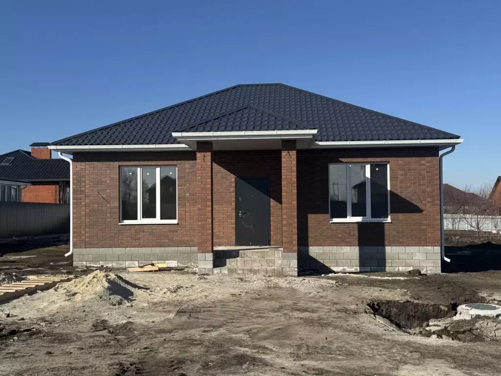 Дом в Белгородская область, Белгородский район, Пушкарское с/пос, с. ... - Фото 1