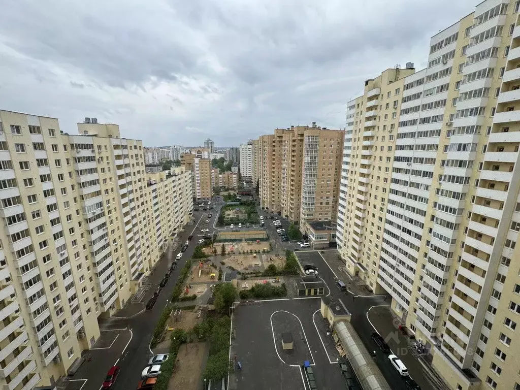 2-к кв. Свердловская область, Екатеринбург Южный жилрайон,  (63.0 м) - Фото 0