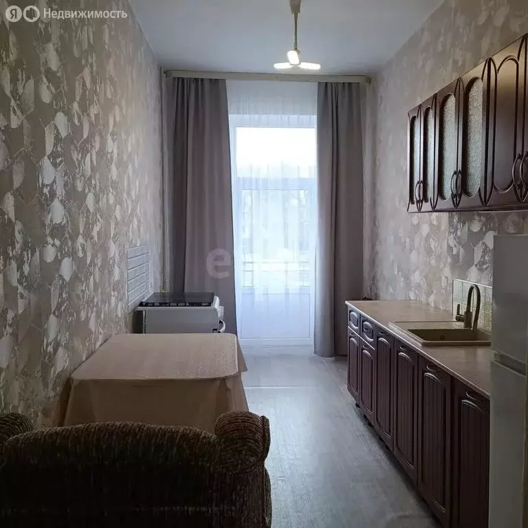 3-комнатная квартира: Гусев, улица Менделеева, 8 (112.6 м) - Фото 1