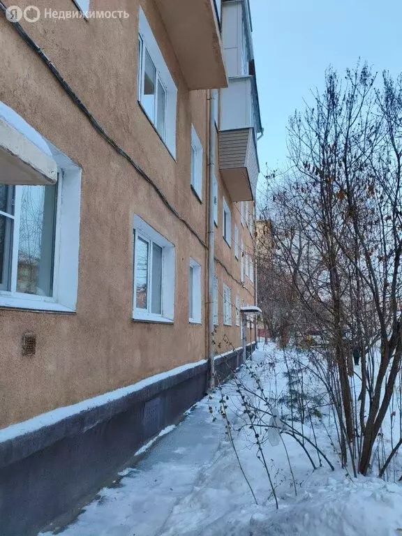 2-комнатная квартира: Омск, микрорайон Городок Нефтяников, проспект ... - Фото 2