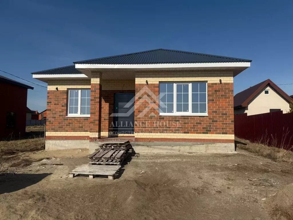 Дом в Татарстан, Пестречинский район, Богородское с/пос, д. Куюки ул. ... - Фото 1