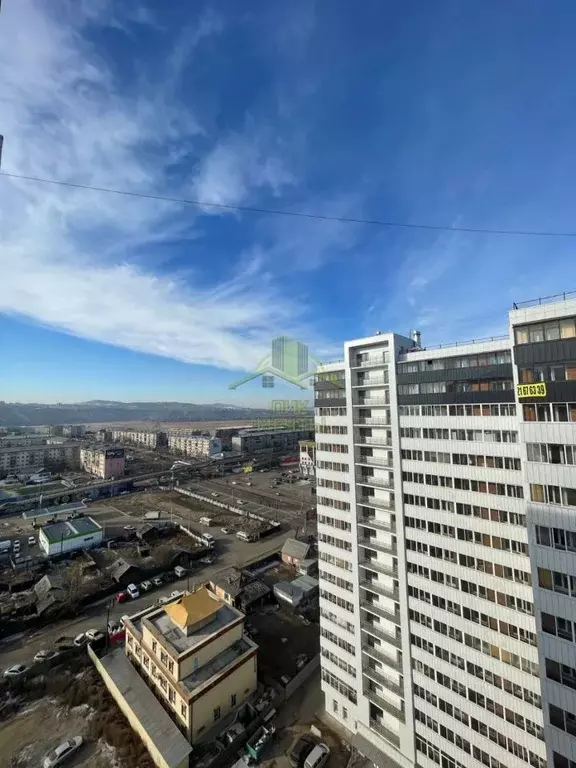 3-к кв. Бурятия, Улан-Удэ ул. Бабушкина, 1к4 (78.4 м) - Фото 0