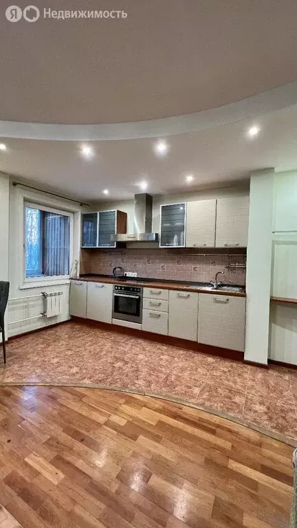 3-комнатная квартира: Иркутск, Байкальская улица, 249А (68 м) - Фото 0