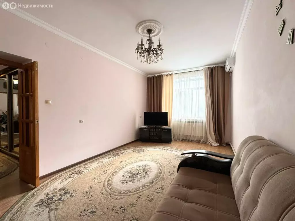 2-комнатная квартира: Дербент, улица Имама Шамиля, 4 (63 м) - Фото 2