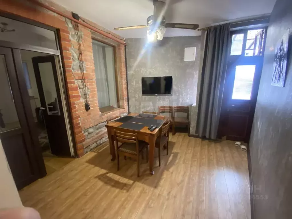 Дом в Северная Осетия, Владикавказ ул. Гостиева, 11 (97 м) - Фото 0