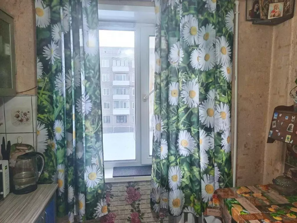 2-к кв. Хакасия, Сорск Усть-Абаканский район, ул. Кирова, 38 (44.1 м) - Фото 1