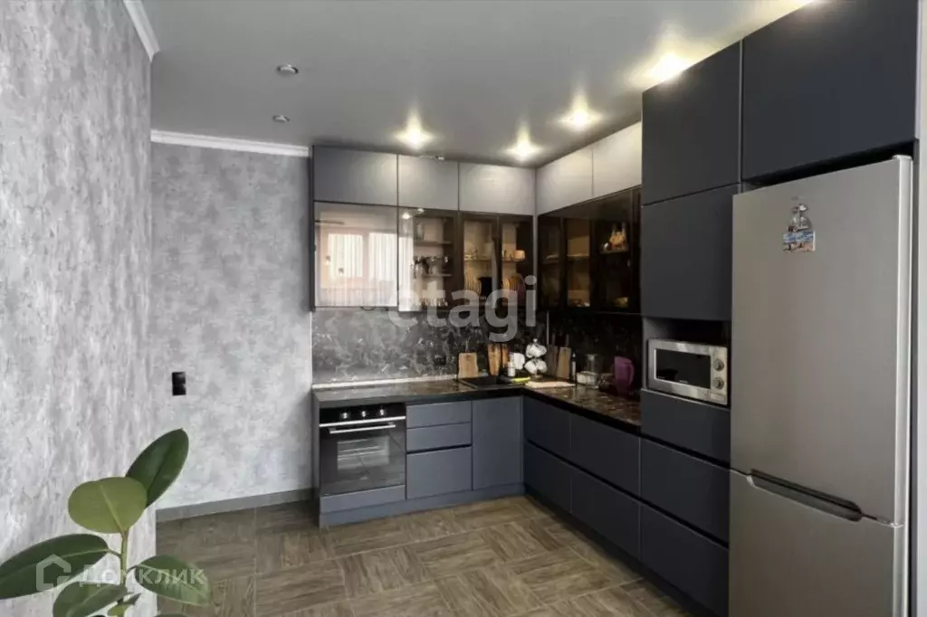 Продаётся 2-к квартира, 60 м - Фото 0
