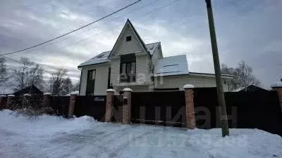 Дом в Коми, Сыктывкар Лесопильная ул. (220 м) - Фото 0