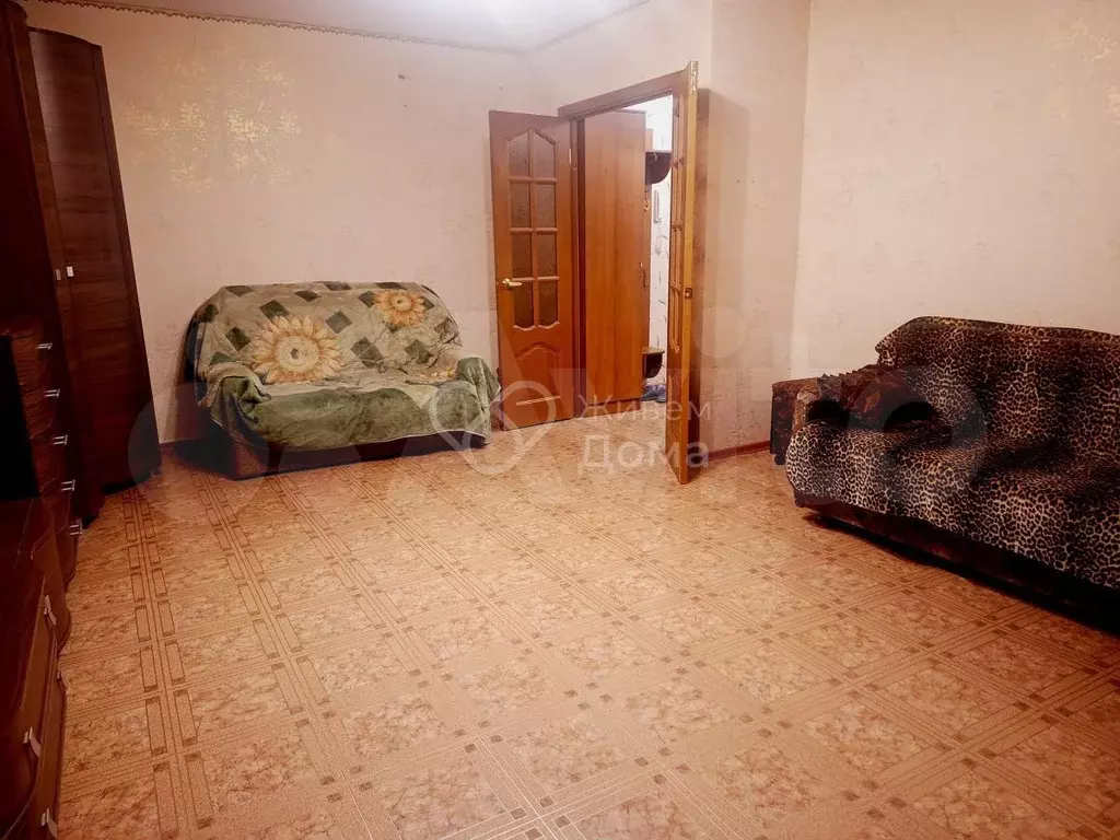 1-к. квартира, 45 м, 8/10 эт. - Фото 1