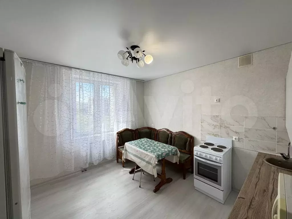 1-к. квартира, 48 м, 7/10 эт. - Фото 1