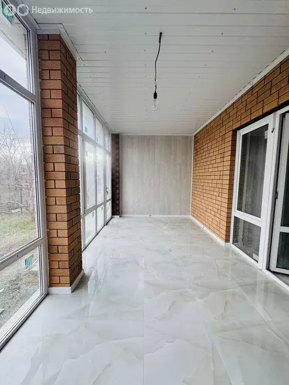 Дом в Михайловск, улица Кирова (115 м) - Фото 1