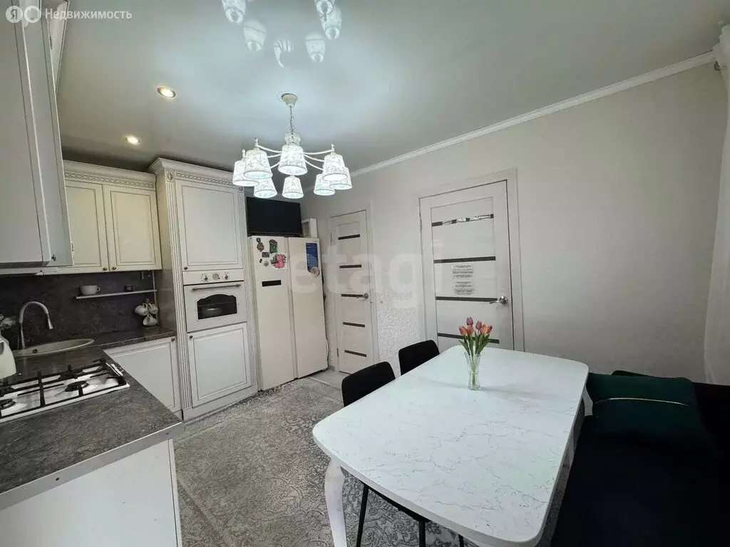 Дом в Черкесск, улица Куйбышева (48.9 м) - Фото 1