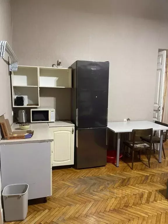 Комната Санкт-Петербург Московский просп., 18 (41.0 м) - Фото 2