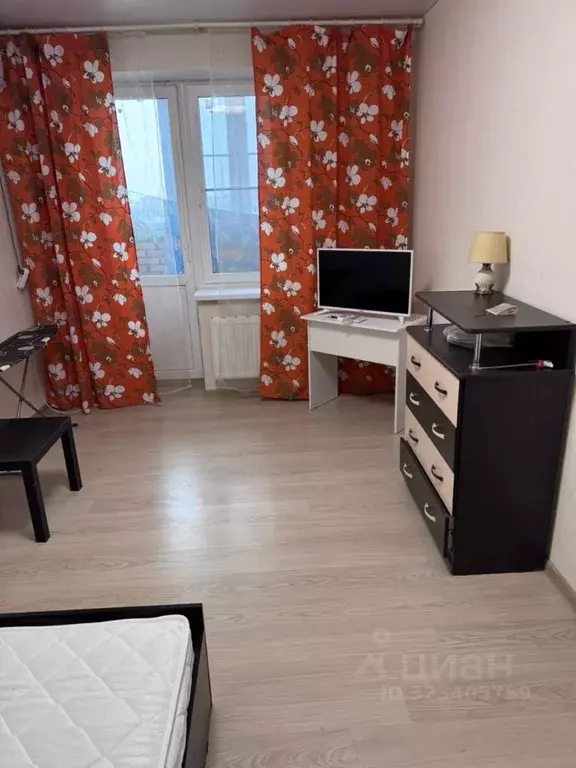 1-к кв. Краснодарский край, Краснодар Есаульская ул., 57 (40.0 м) - Фото 1