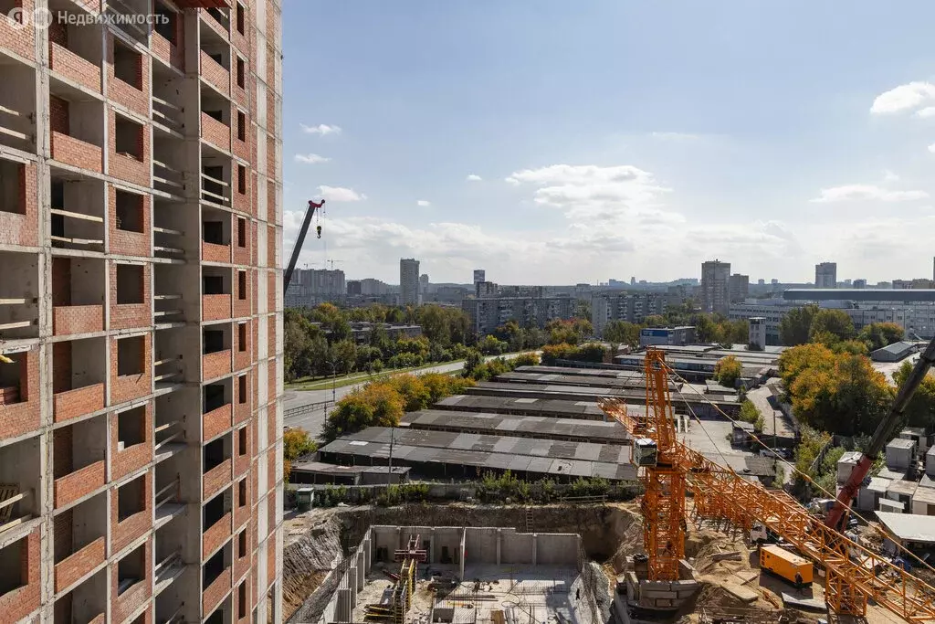 2-комнатная квартира: Екатеринбург, Черкасская улица, 5к1 (47.96 м) - Фото 1