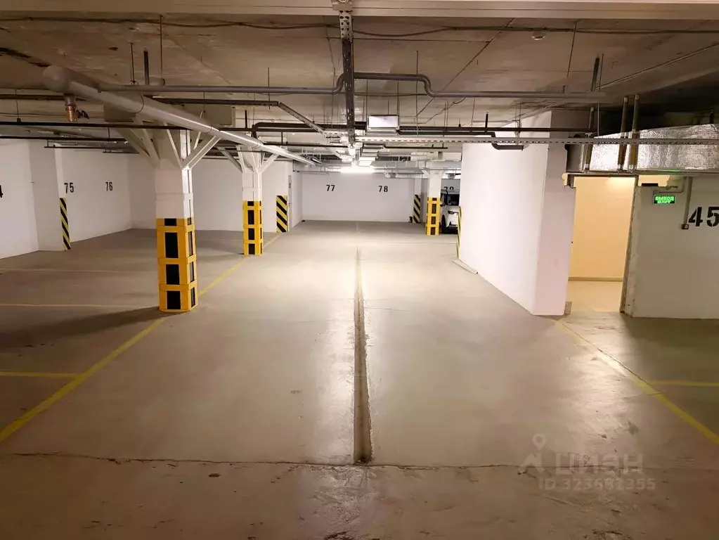 Гараж в Краснодарский край, Геленджик пер. Больничный, 4к1 (18 м) - Фото 1