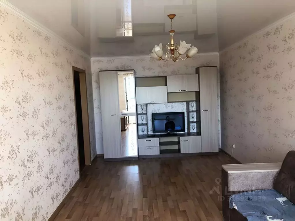 2-к кв. Тюменская область, Тюмень ул. Ю.-Р.Г. Эрвье, 30 (58.0 м) - Фото 0
