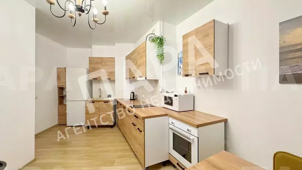 2-к кв. Самарская область, Самара ул. Врубеля, 15 (80.0 м) - Фото 2