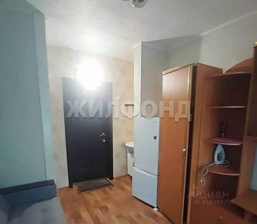 Комната Новосибирская область, Новосибирск ул. Гоголя, 21А (13.2 м) - Фото 1
