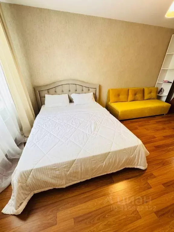 2-к кв. Свердловская область, Екатеринбург ул. Щорса, 105 (75.0 м) - Фото 2