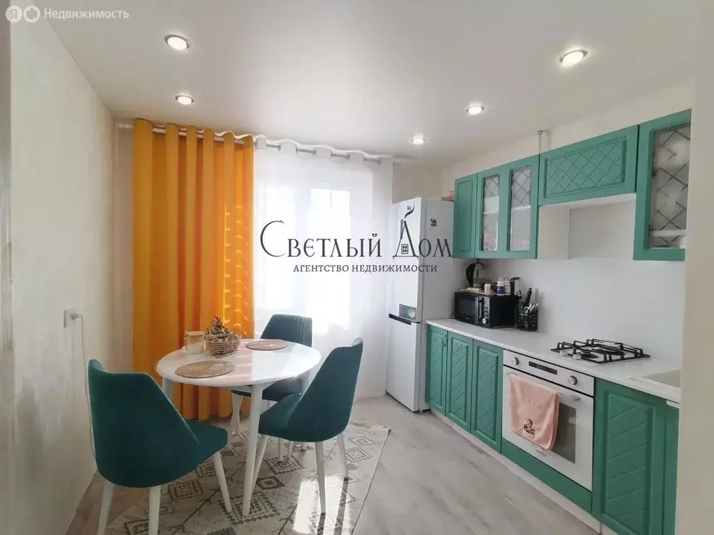 2-комнатная квартира: Чернушка, улица Мира, 19 (53 м) - Фото 1