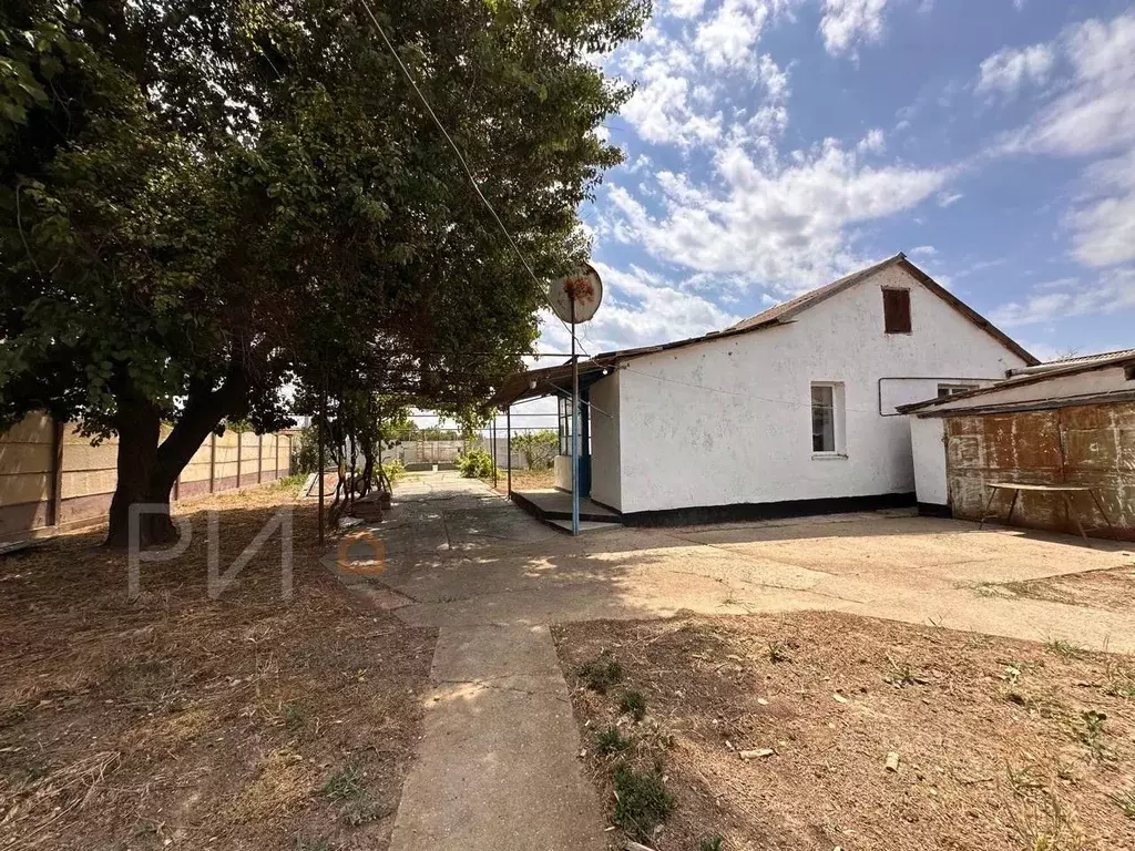 Дом в Крым, Красноперекопский район, с. Воинка туп. Фрунзе, 3 (50 м) - Фото 2