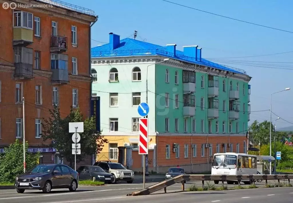 2-комнатная квартира: Нижний Тагил, Вогульская улица, 60 (62 м) - Фото 1