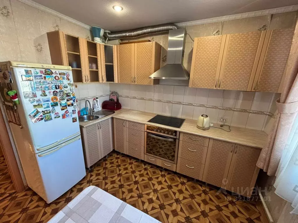 2-к кв. Челябинская область, Челябинск ул. Котина, 21 (56.7 м) - Фото 1