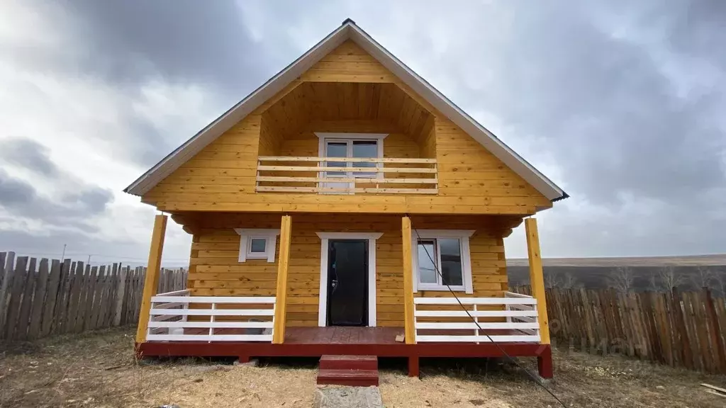 Дом в Иркутская область, Иркутский муниципальный округ, с. Урик ул. ... - Фото 1