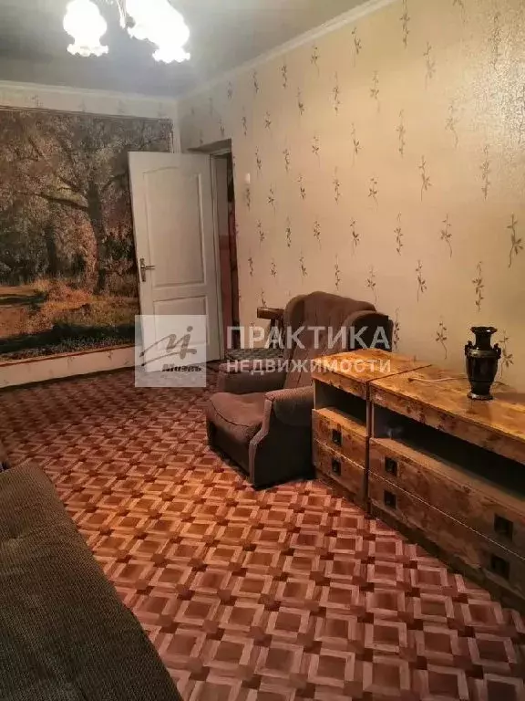Продается 2-комнатная квартира - Фото 1