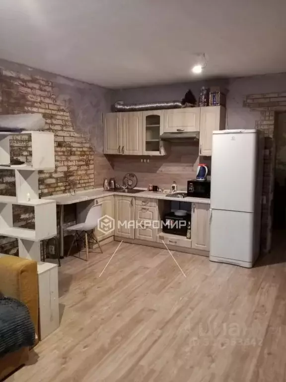 Студия Новосибирская область, Новосибирск ул. Плющихинская, 6 (33.0 м) - Фото 1